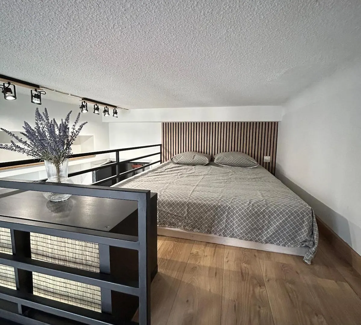 Apartment Studio En Plein Coeur De Nice